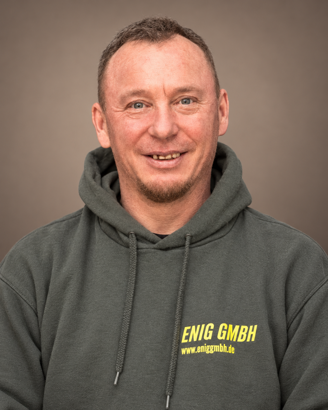 Piotr, Équipe de montage · ENIG